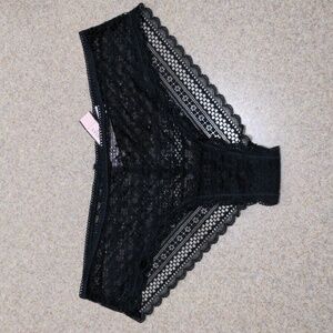 NWT Victoria's Secret Black Lace Cheeky Style Panties Size Small